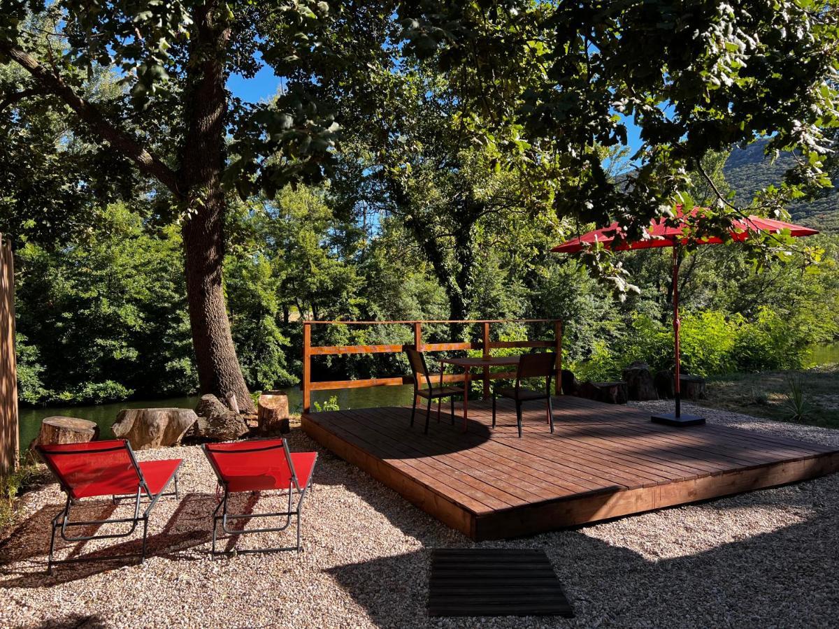 La Magnanerie dhôtes , Les roulottes insolites Sauve Extérieur photo